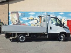 2025 Iveco Daily Tipper Van — side view
