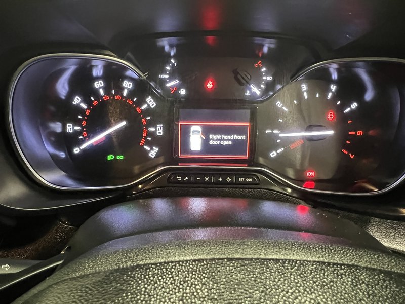 2024 Citroen Berlingo Panel Van — photo 3 of 27