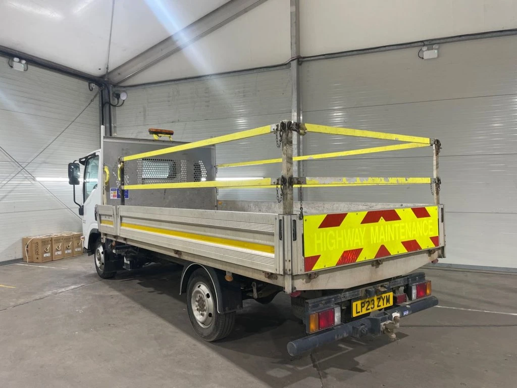 2023 Isuzu Grafter Dropside Van — photo 1 of 7