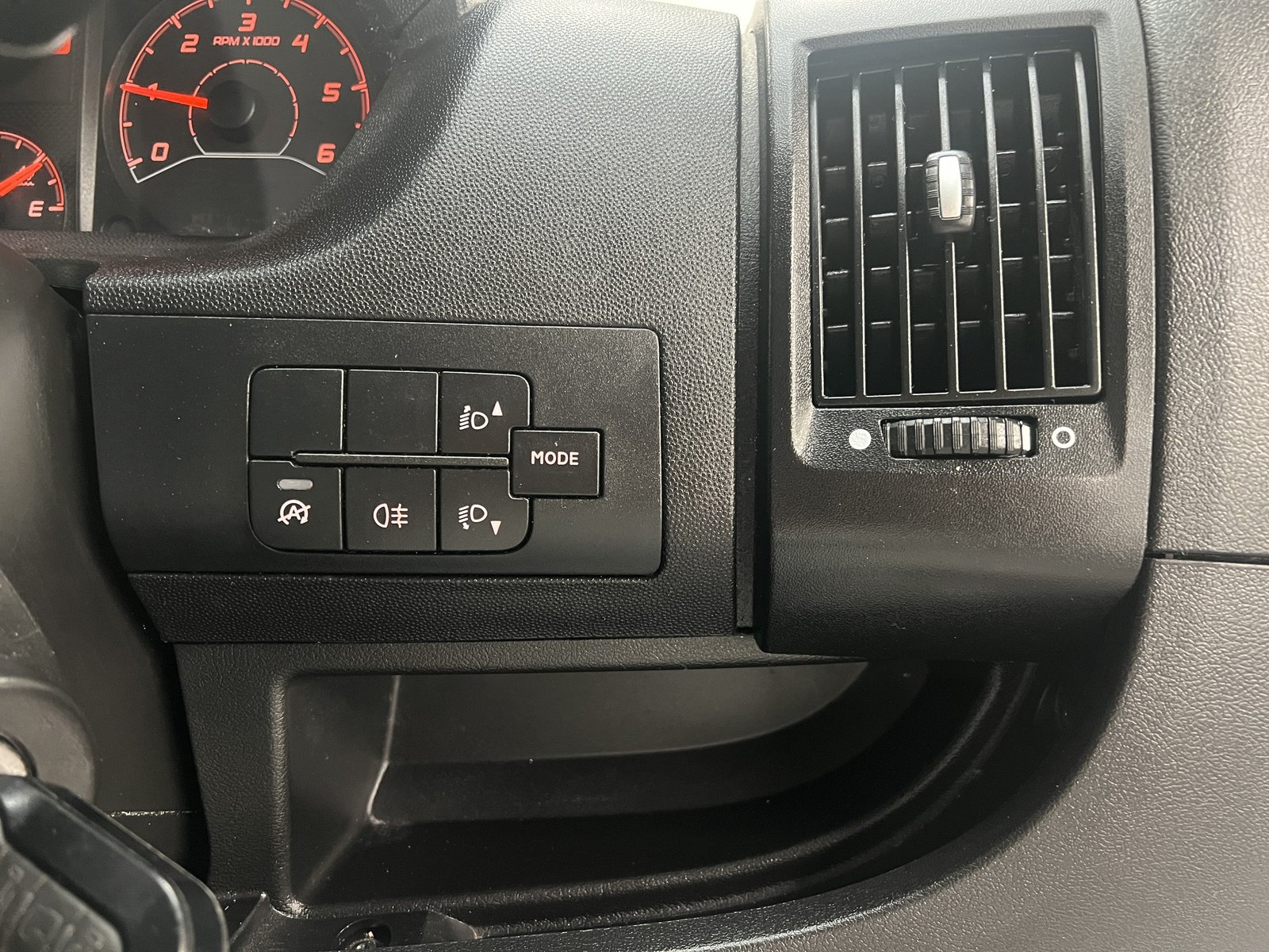 2023 Citroen Relay High Roof Panel Van — photo 11 of 11