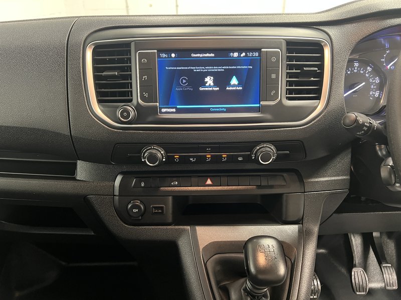 2023 Peugeot Expert Panel Van — photo 3 of 15