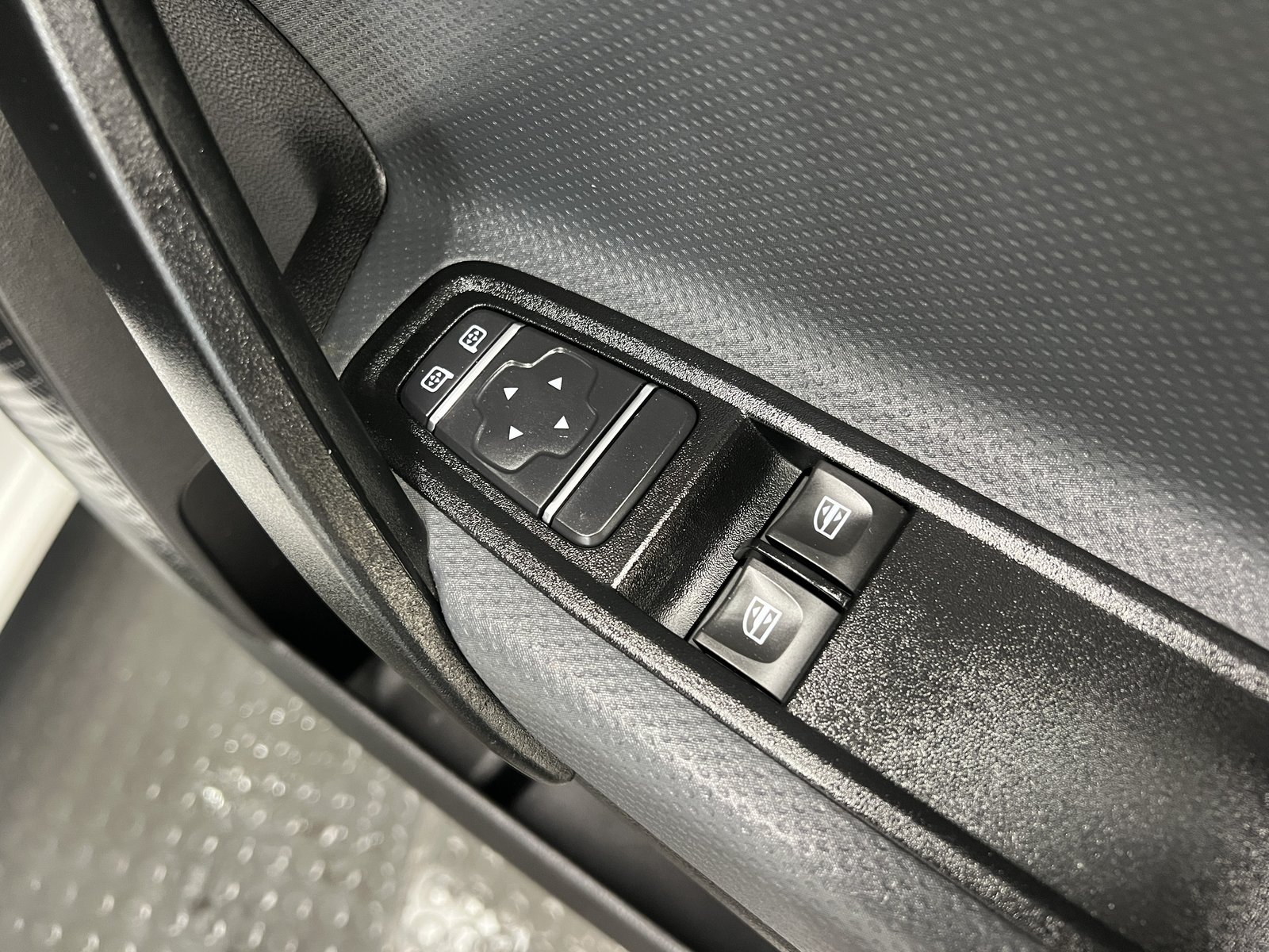 2023 Mercedes-Benz Citan Panel Van — cab interior