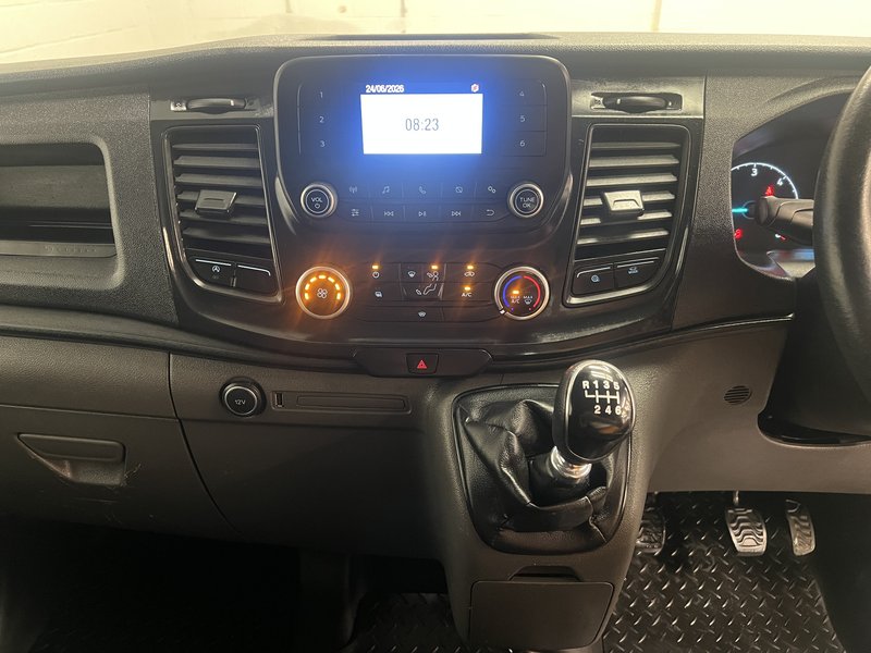 2021 Ford Transit Custom Panel Van — photo 2 of 20