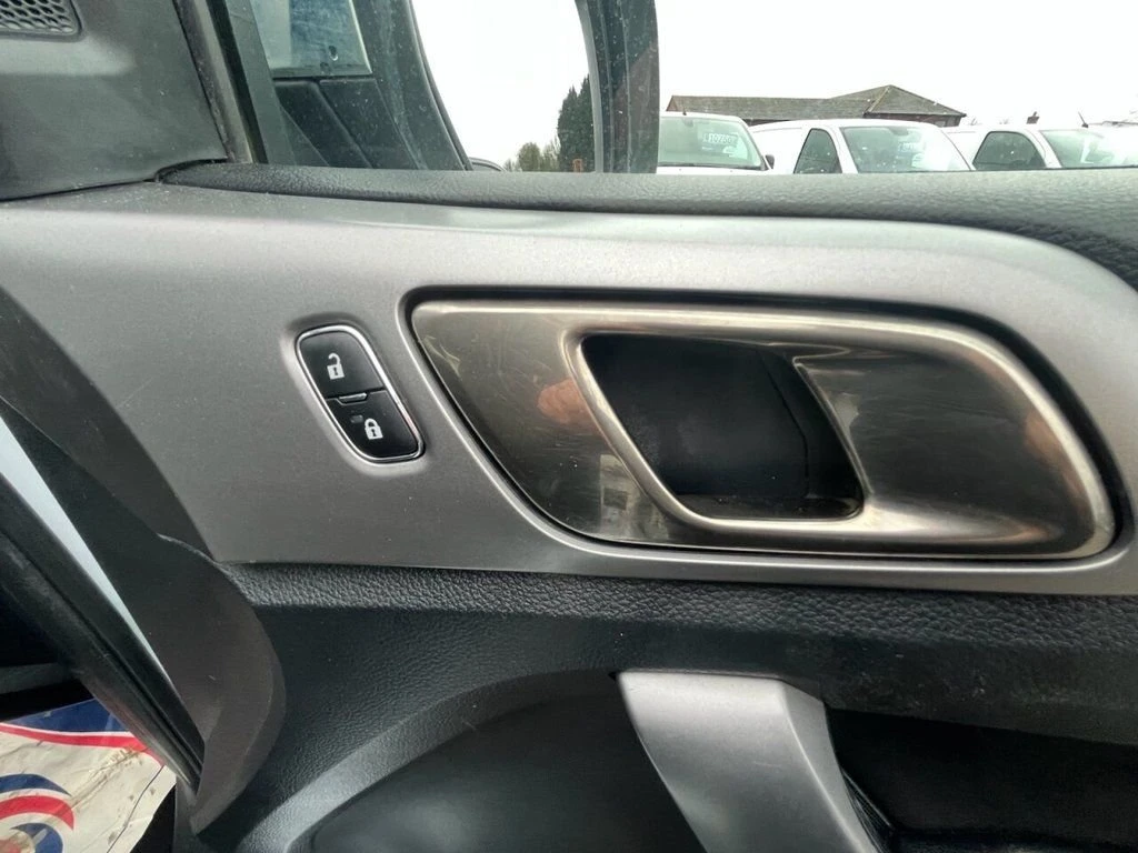 2023 Ford Ranger Double Cab PickUp Van — cab interior