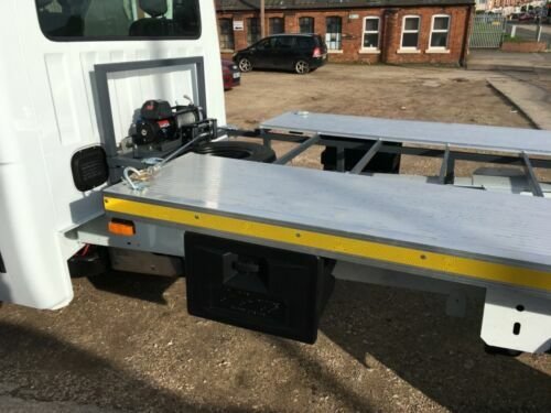 2023 Renault Master Luton Low Loader Van — photo 5 of 5
