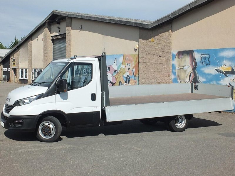 2022 Iveco Daily Dropside Van — side view