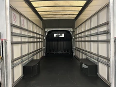 2018 Nissan Nv400 Luton Low Loader Van — cab interior