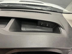 2024 Ford Transit Luton Box Van — detail
