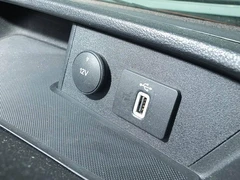 2022 Ford Transit Custom Refrigerated/Fridge Van — cab interior