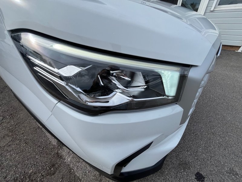 2023 Maxus Deliver 9 High Roof Panel Van — photo 3 of 17