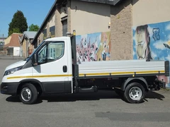 2023 Iveco Daily Tipper Van — side view