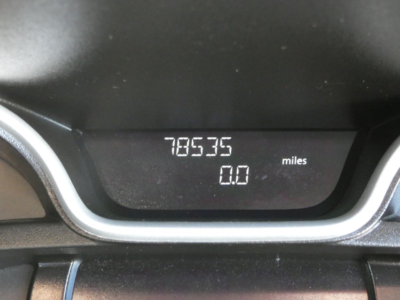 2021 Renault Trafic Panel Van — photo 3 of 15