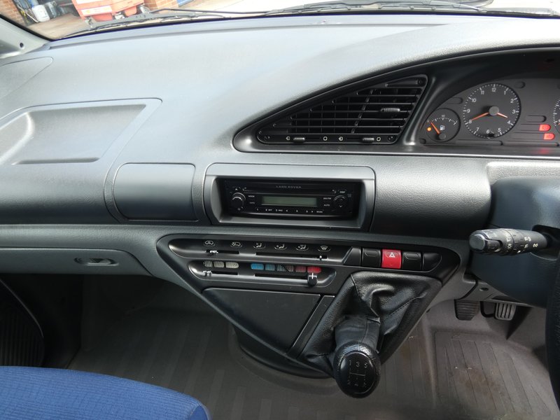 2005 Peugeot Expert Panel Van — photo 3 of 17