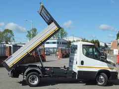 2023 Iveco Daily Tipper Van — side view