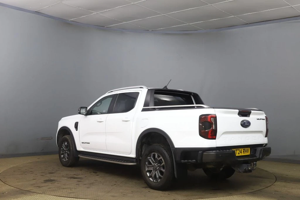 2024 Ford Ranger Double Cab PickUp Van — rear three-quarter view