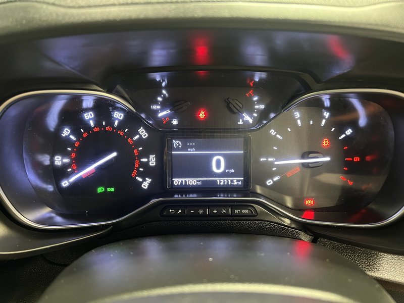 2023 Toyota Proace City Panel Van — photo 3 of 22