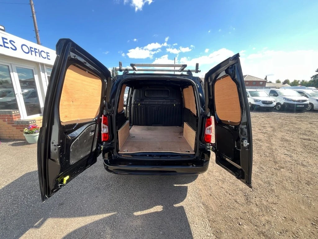 2022 Vauxhall Combo Panel Van — rear view