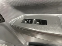 2023 Isuzu Grafter Dropside Van — detail