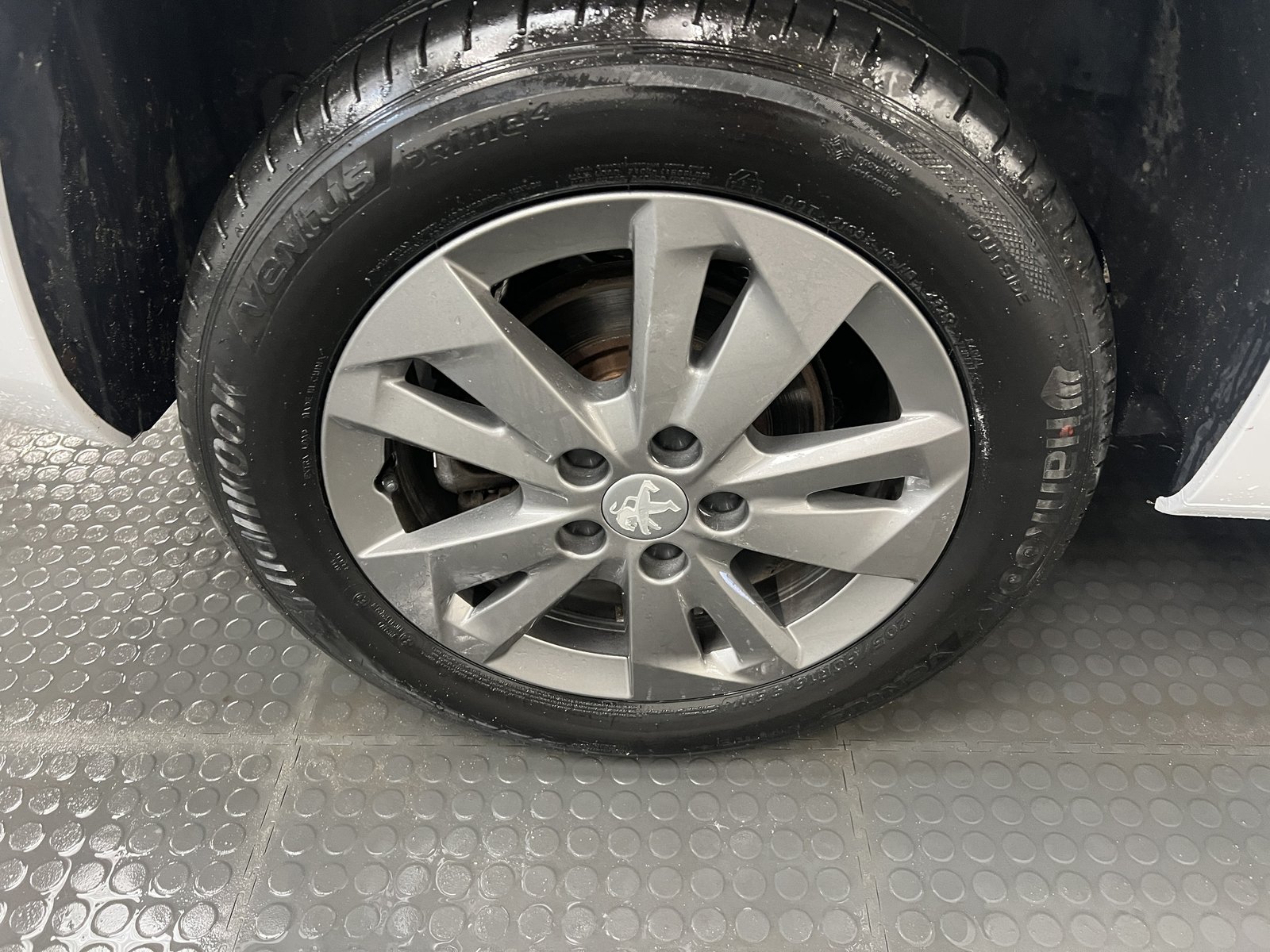 2023 Peugeot Partner Panel Van — photo 30 of 30