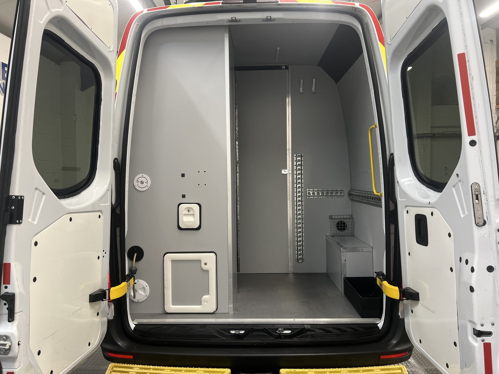 2022 Mercedes-Benz Sprinter High Roof Panel Van — photo 9 of 9