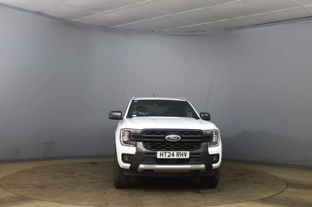 2024 Ford Ranger Double Cab PickUp Van — front view