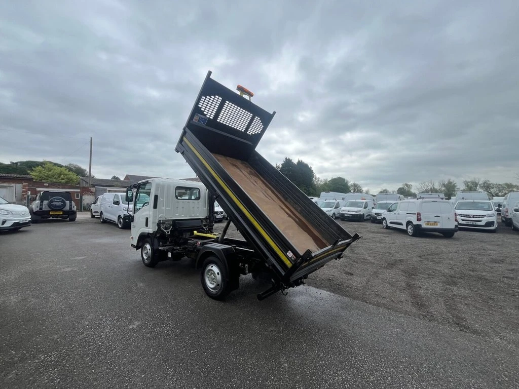2023 Isuzu Grafter Tipper Van — rear three-quarter view