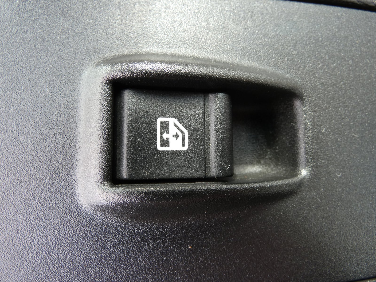 2020 Citroen Relay Panel Van — photo 13 of 13
