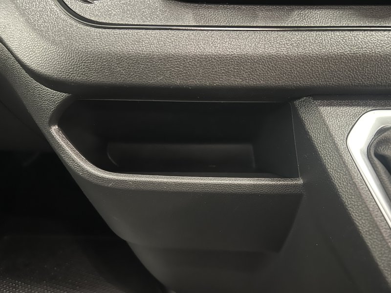 2023 Renault Trafic Panel Van — photo 3 of 15