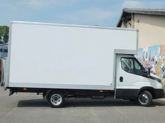 2022 Iveco Daily Luton Box Van — side view