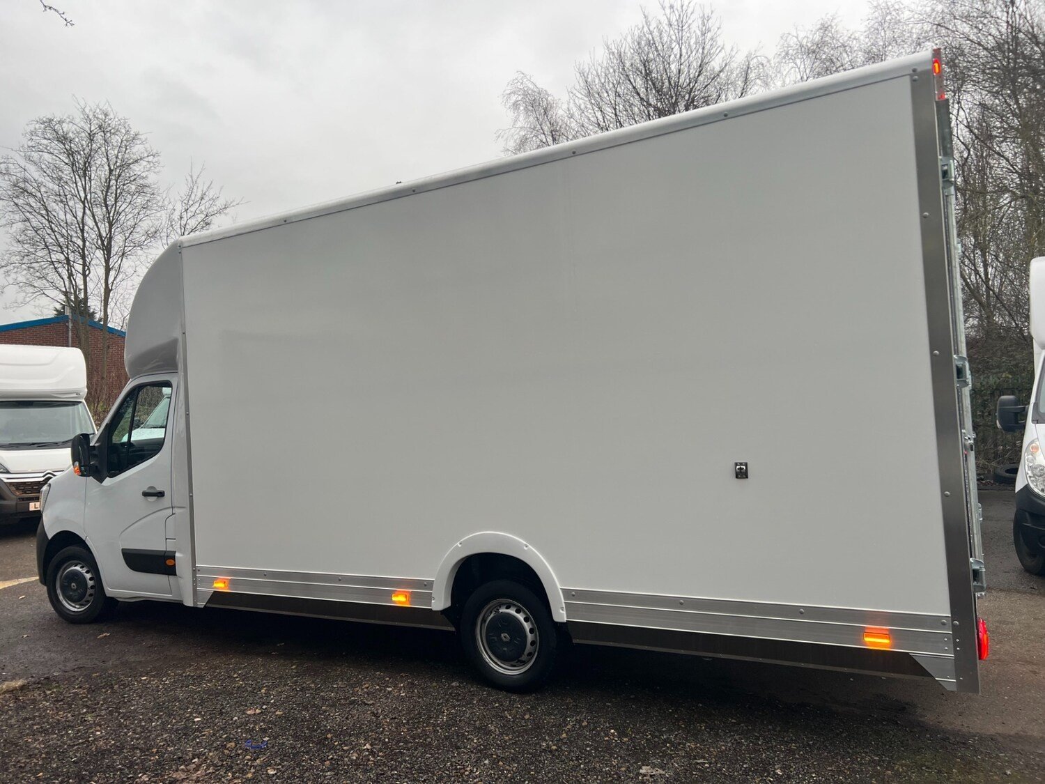2025 Vauxhall Movano Luton Low Loader Van — photo 1 of 6