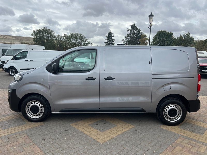 2022 Peugeot Expert Panel Van — side view