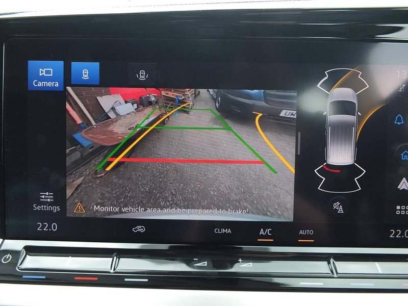 2025 Ford Transit Connect Panel Van — photo 3 of 38