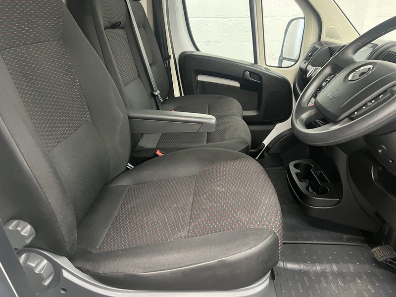 2024 Vauxhall Movano High Roof Panel Van — photo 2 of 22