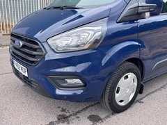 2020 Ford Transit Custom Panel Van — detail