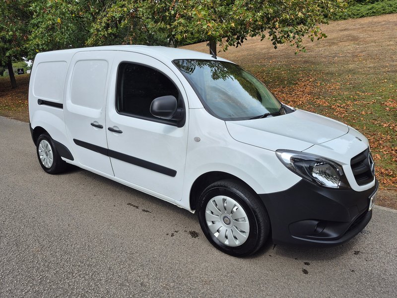 2021 Mercedes-Benz Citan Panel Van — photo 3 of 9