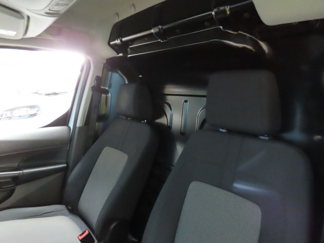 2021 Ford Transit Connect Panel Van — photo 2 of 3