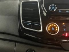 2023 Ford Transit Custom Panel Van — cab interior
