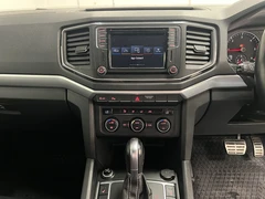 2019 Volkswagen Amarok Double Cab PickUp Van — cab interior