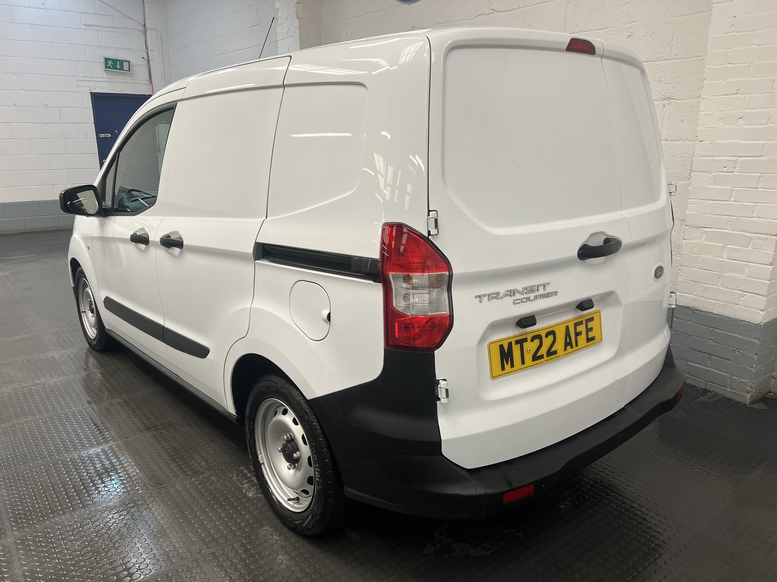 2022 Ford Transit Courier Panel Van — photo 1 of 11