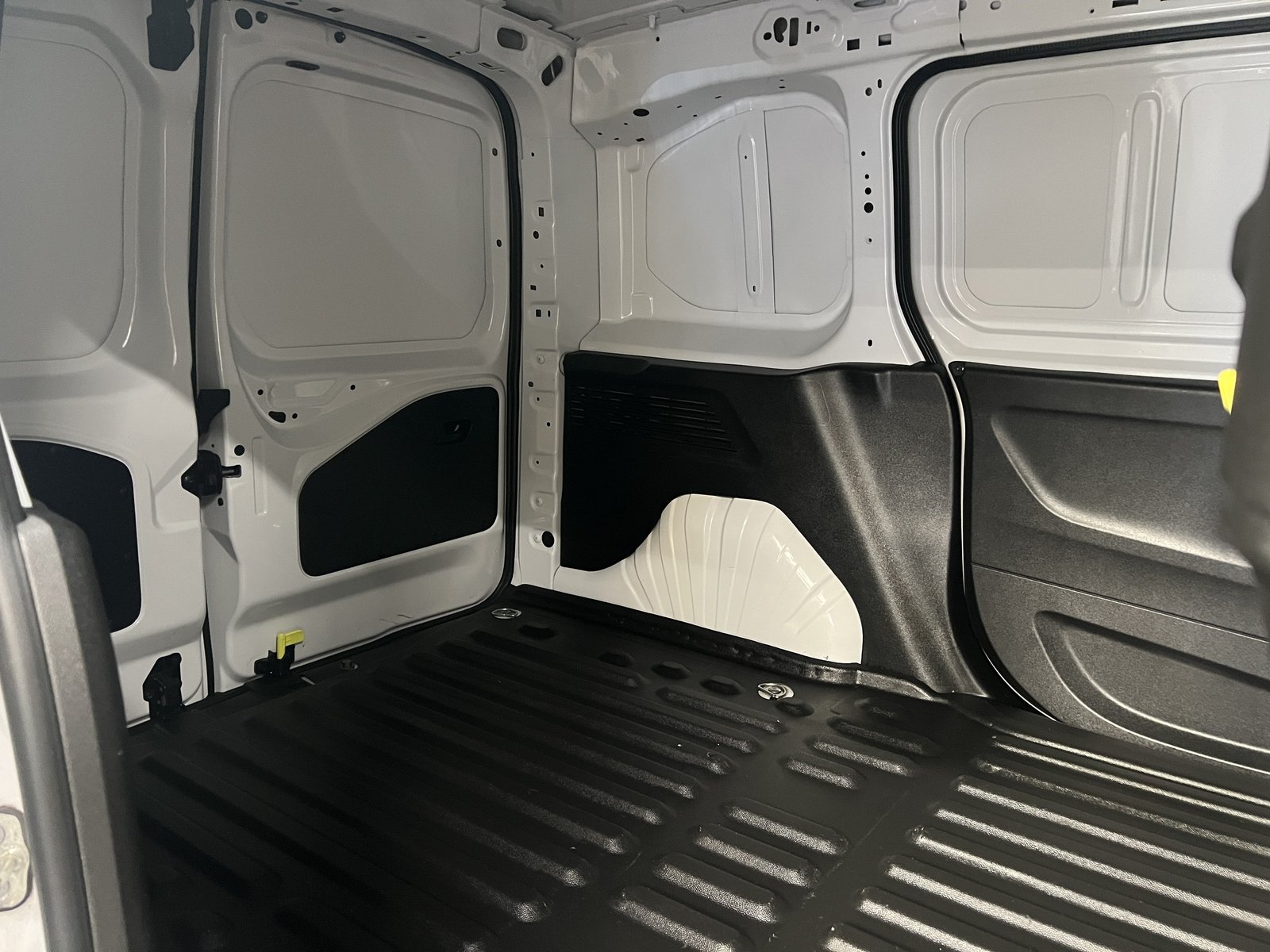 2023 Toyota Proace City Panel Van — photo 22 of 22