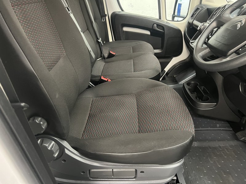 2023 Citroen Relay High Roof Panel Van — photo 3 of 25