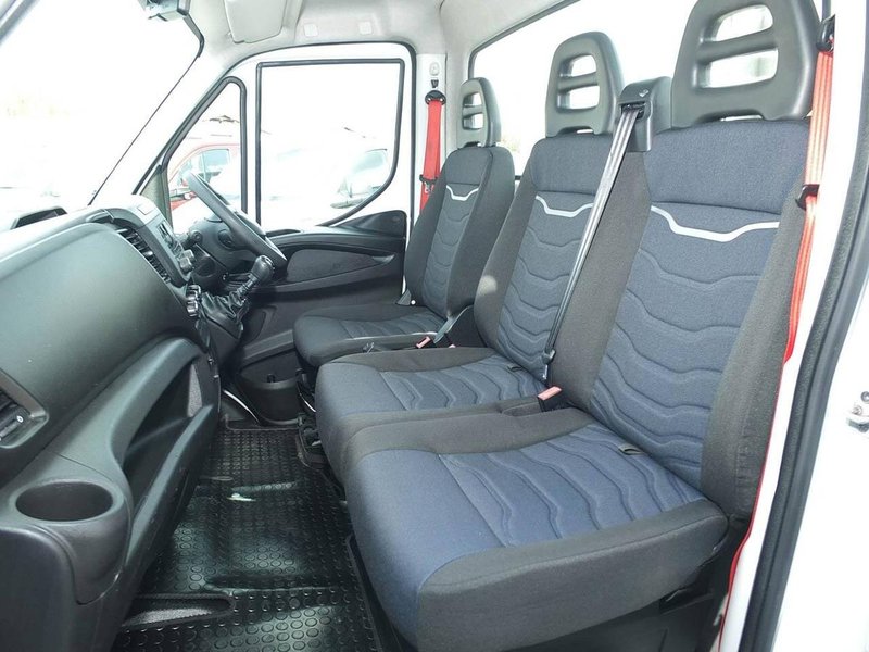 2021 Iveco Daily Dropside Van — cab interior