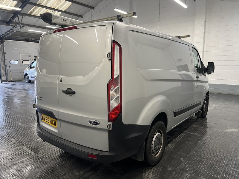2019 Ford Transit Custom Panel Van — rear three-quarter view