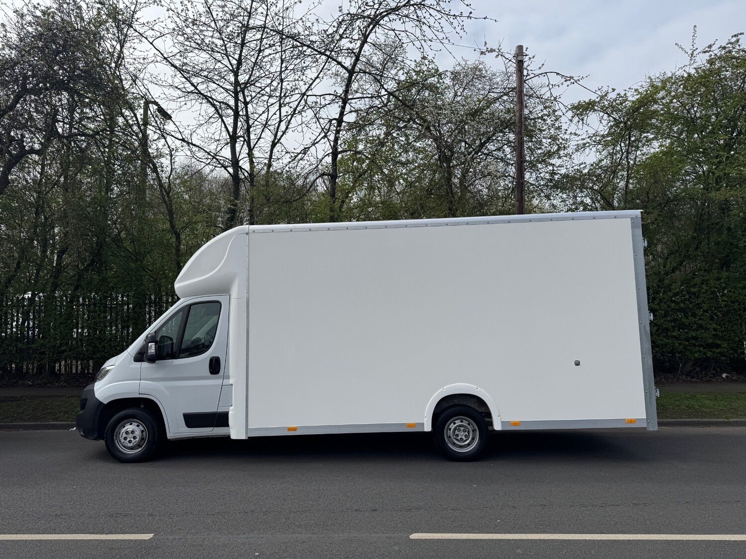 2024 Vauxhall Movano Luton Low Loader Van — photo 3 of 3
