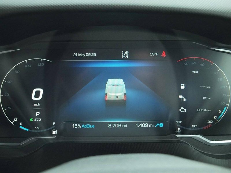 2024 Iveco Daily Panel Van — photo 3 of 16