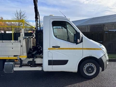 2018 Vauxhall Movano Dropside Van — side view