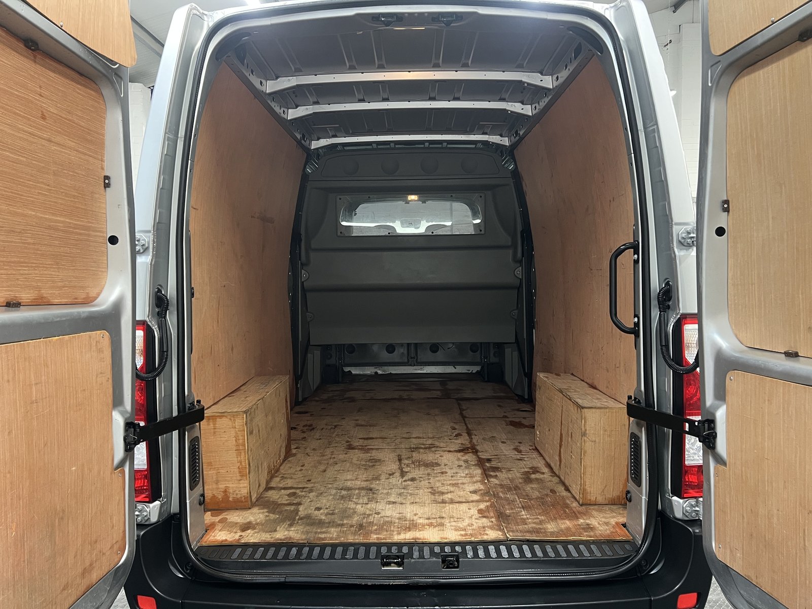 2022 Renault Master Panel Van — photo 21 of 21