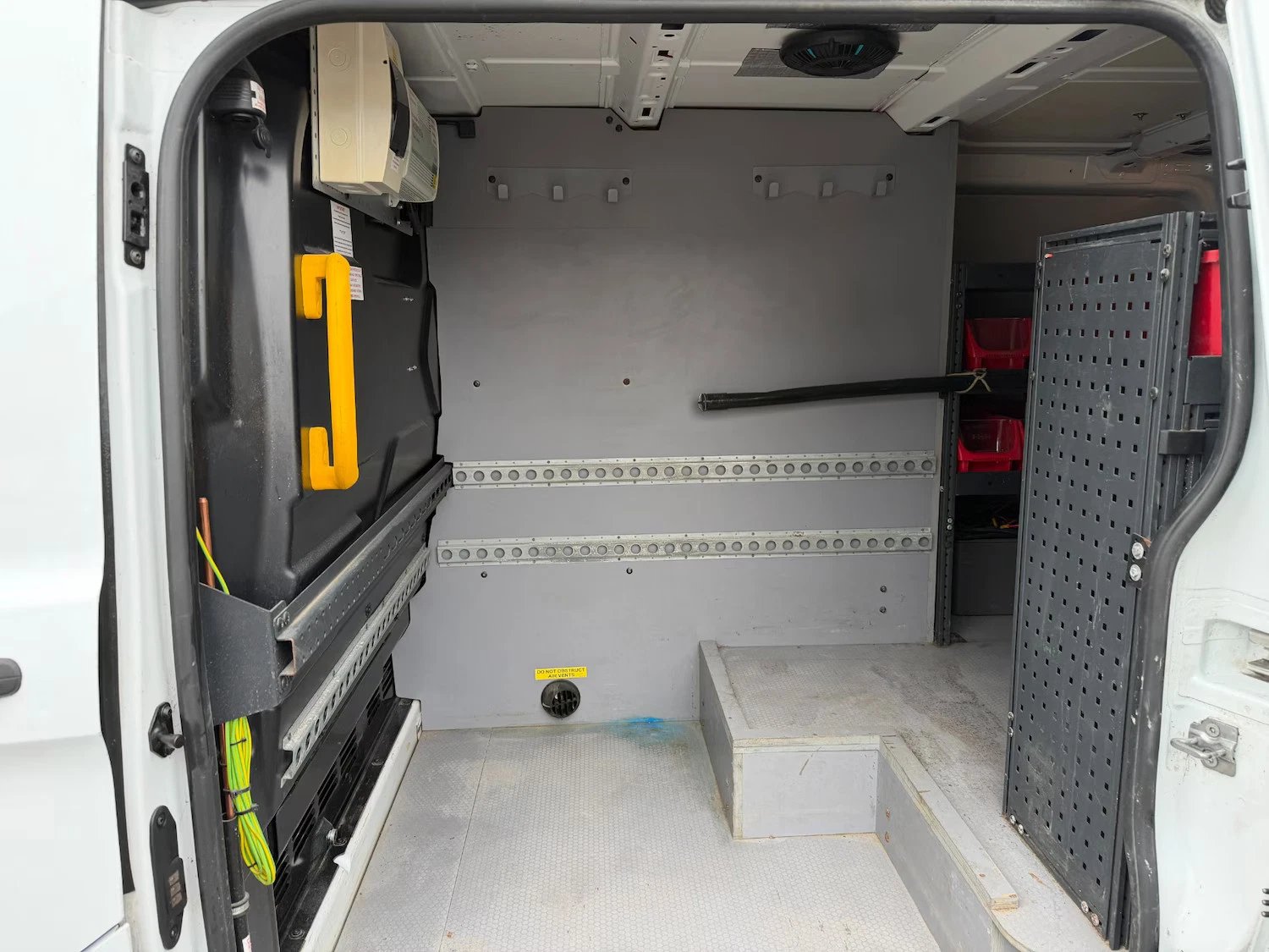 2018 Ford Transit Panel Van — photo 14 of 14