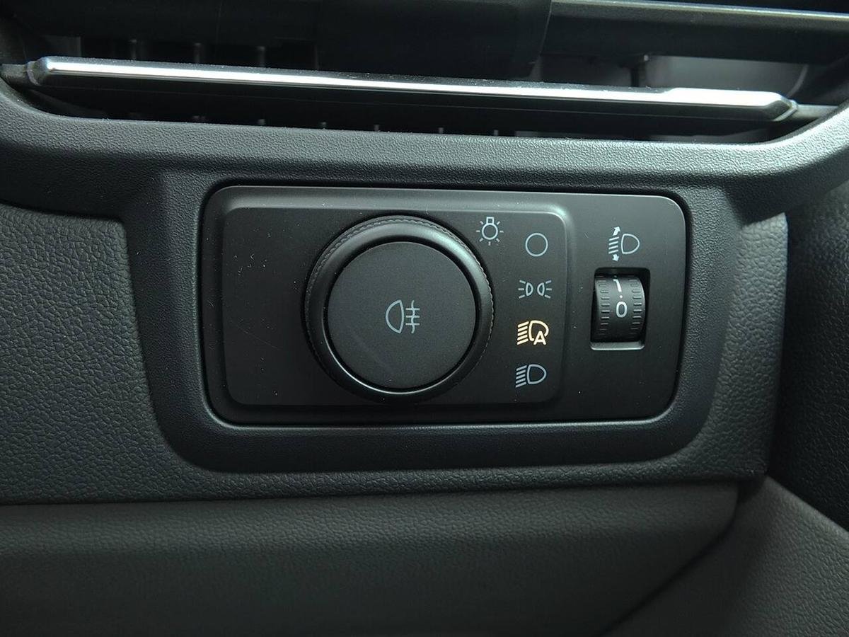 2023 Ford Transit Custom Panel Van — photo 2 of 14