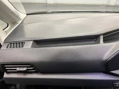 2022 Volkswagen Caddy Panel Van — cab interior